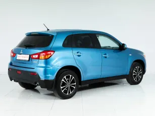 Mitsubishi  6
