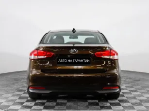 Kia  4
