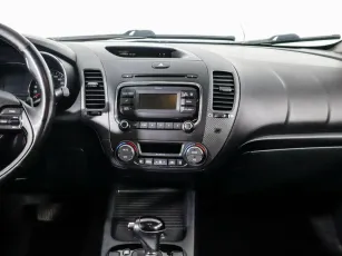 Kia  7
