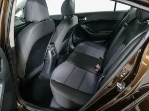 Kia  8