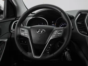 Hyundai  10