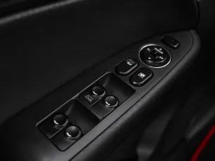Hyundai  11