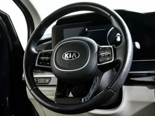 Kia  11