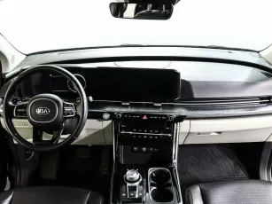 Kia  9