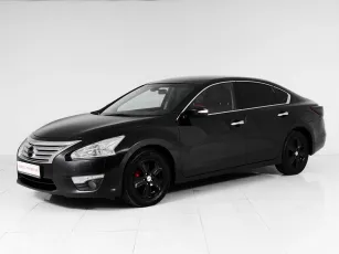 Nissan  1