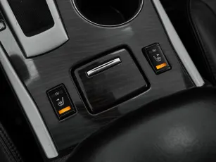 Nissan  18