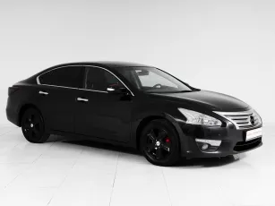 Nissan  3