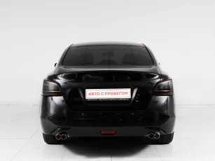 Nissan  5