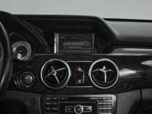 Mercedes-Benz  17