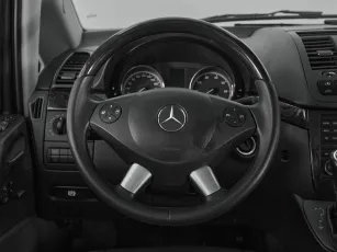 Mercedes-Benz  12