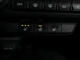 Kia  18