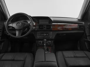 Mercedes-Benz  8