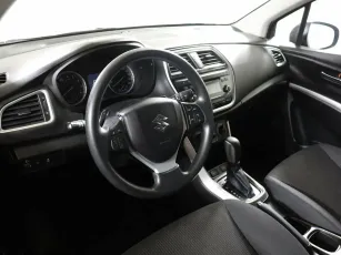 Suzuki  8