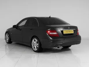 Mercedes-Benz  4