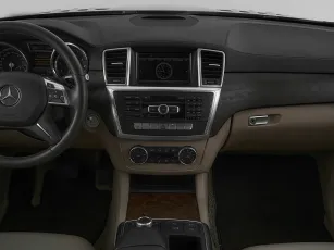 Mercedes-Benz  16