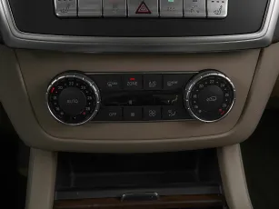 Mercedes-Benz  18