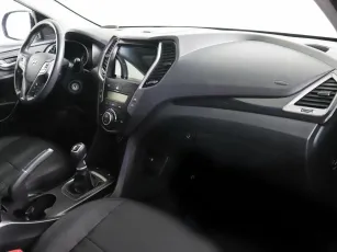 Hyundai  6