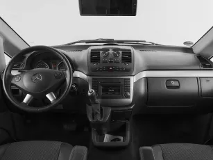 Mercedes-Benz  8