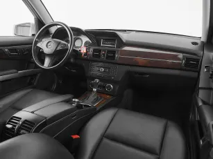 Mercedes-Benz  9