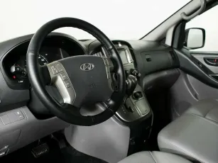 Hyundai  7