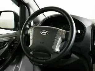 Hyundai  8