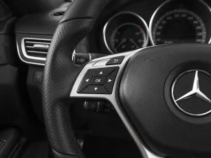 Mercedes-Benz  11
