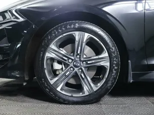 Kia  10