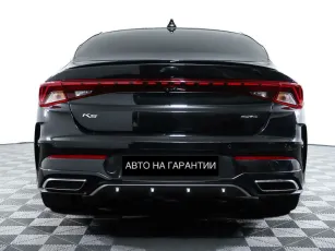 Kia  6