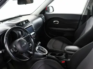 Kia  9