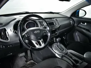 Kia  10