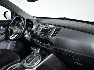 Kia  8