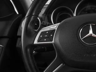 Mercedes-Benz  10