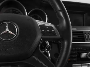 Mercedes-Benz  11