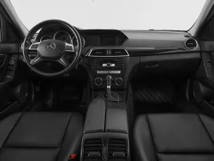 Mercedes-Benz  8