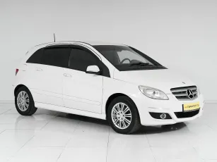 Mercedes-Benz  3