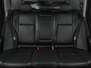Mercedes-Benz  17