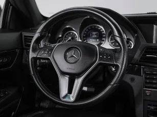 Mercedes-Benz  10