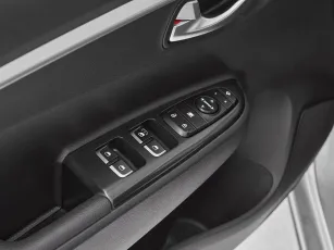 Kia  13