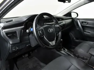 Toyota  11