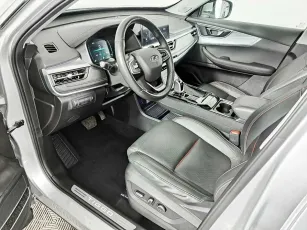 Chery  8