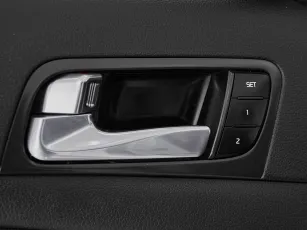 Kia  14