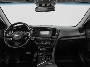 Kia  8