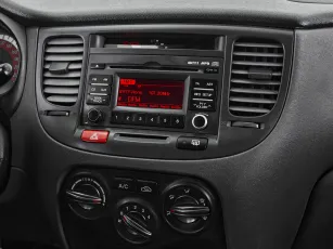 Kia  14