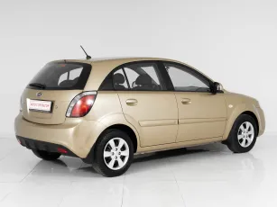Kia  5