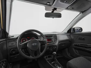 Kia  7