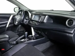 Toyota  10