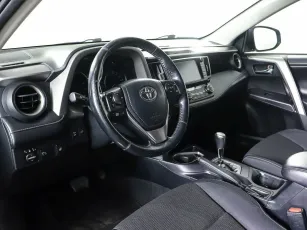 Toyota  11