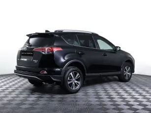 Toyota  5