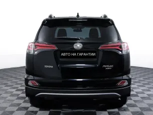 Toyota  6