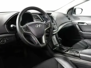 Hyundai  10